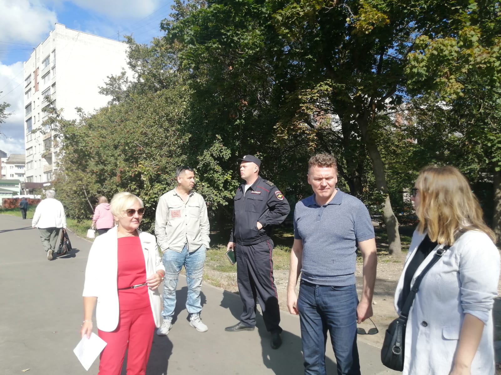 В Вологде «Единая Россия» с общественниками мониторит безопасность пешеходных переходов вблизи социально значимых объектов