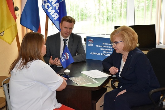 В рамках рабочей поездки в Тотемский округ депутат Госдумы Валентина Артамонова провела прием граждан