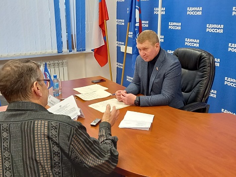 Алексей Канаев провел приемы граждан в Вологде и Череповце
