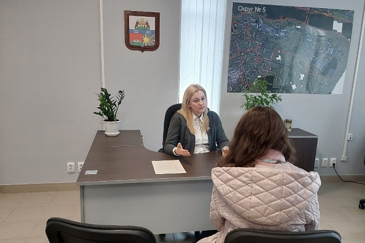 Людмила Гусева на личном приеме разъяснила вопросы организации субботника