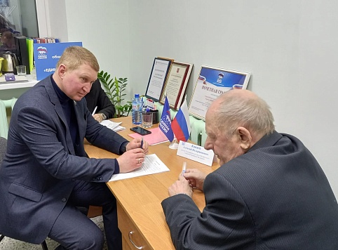 Депутат ГосДумы Алексей Канаев провел приемы граждан в муниципальных округах