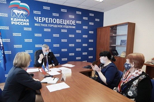 Андрей Луценко: «Возобновление работы женской консультации в Череповце на Ломоносова, 15 будем контролировать вместе с пациентками и врачами»